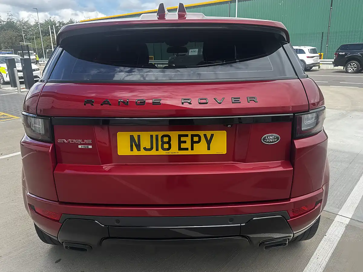 Used 2018 Land Rover Range Rover Evoque Hse Dynamic Red - Interior and Exterior details 6