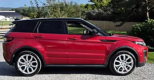 Used 2018 Land Rover Range Rover Evoque Hse Dynamic Red - Interior and Exterior details 4