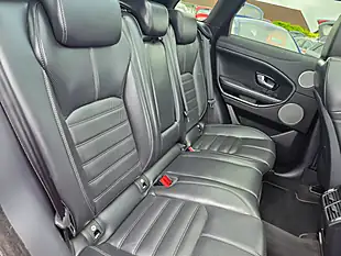 Used 2018 Land Rover Range Rover Evoque Hse Dynamic Red - Interior and Exterior details 14