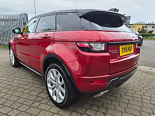 Used 2018 Land Rover Range Rover Evoque Hse Dynamic Red - Interior and Exterior details 4