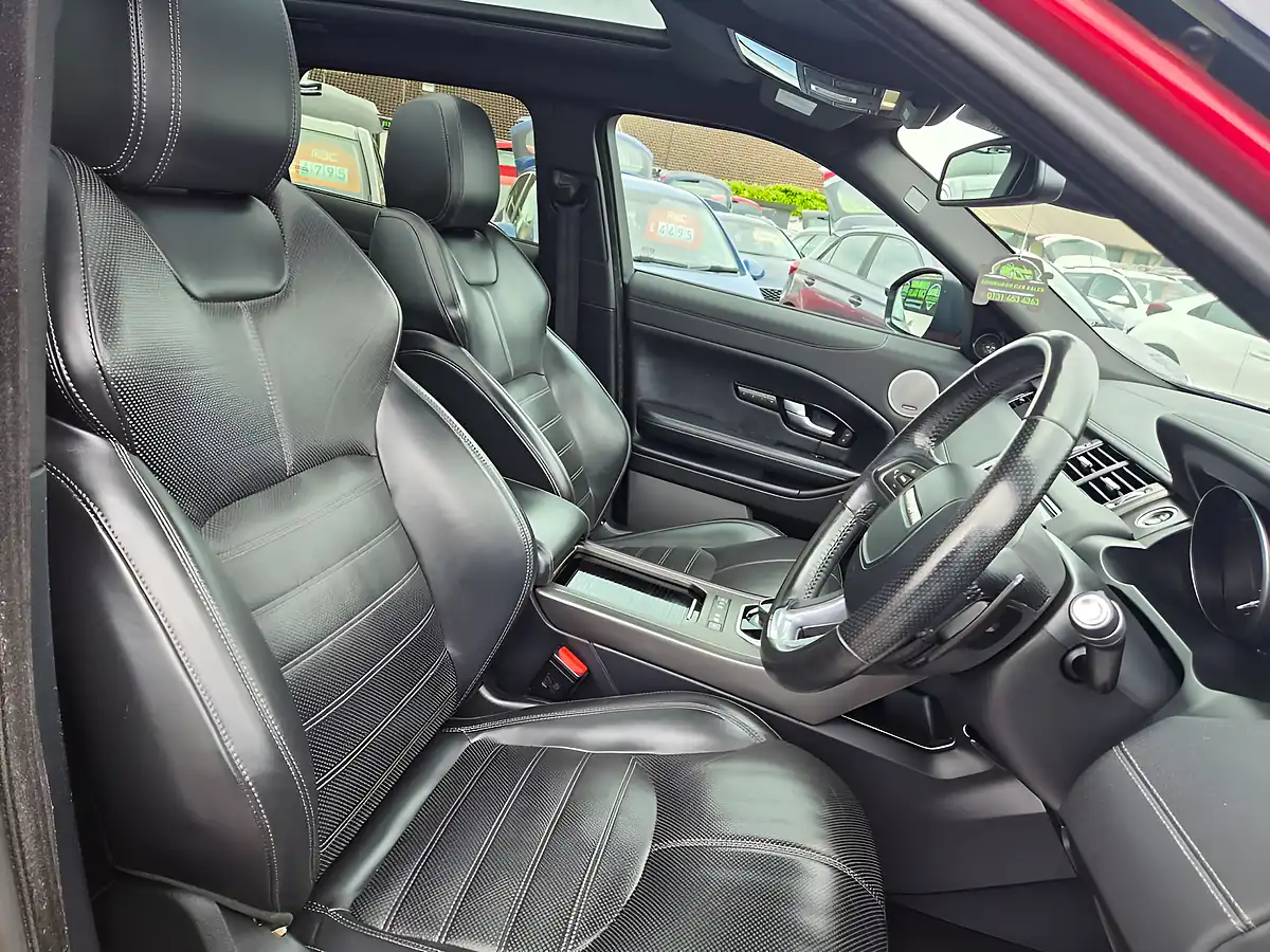 Used 2018 Land Rover Range Rover Evoque Hse Dynamic Red - Interior and Exterior details 7