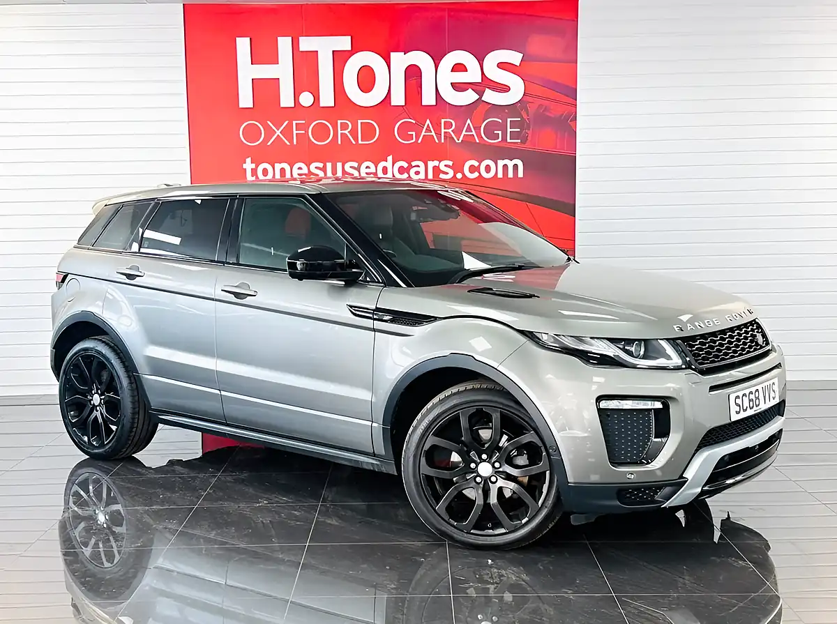 Used 2018 Land Rover Range Rover Evoque Hse Dynamic Silver - Front View
