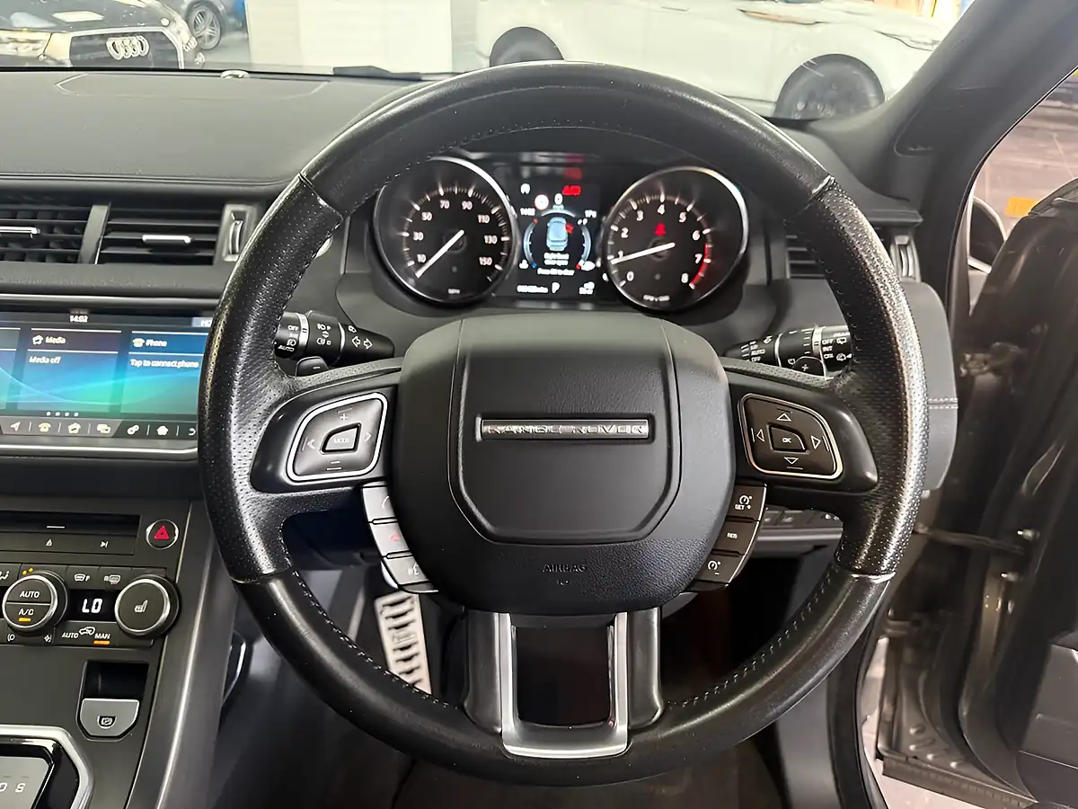 Used 2018 Land Rover Range Rover Evoque Hse Dynamic Silver - Interior and Exterior details 17