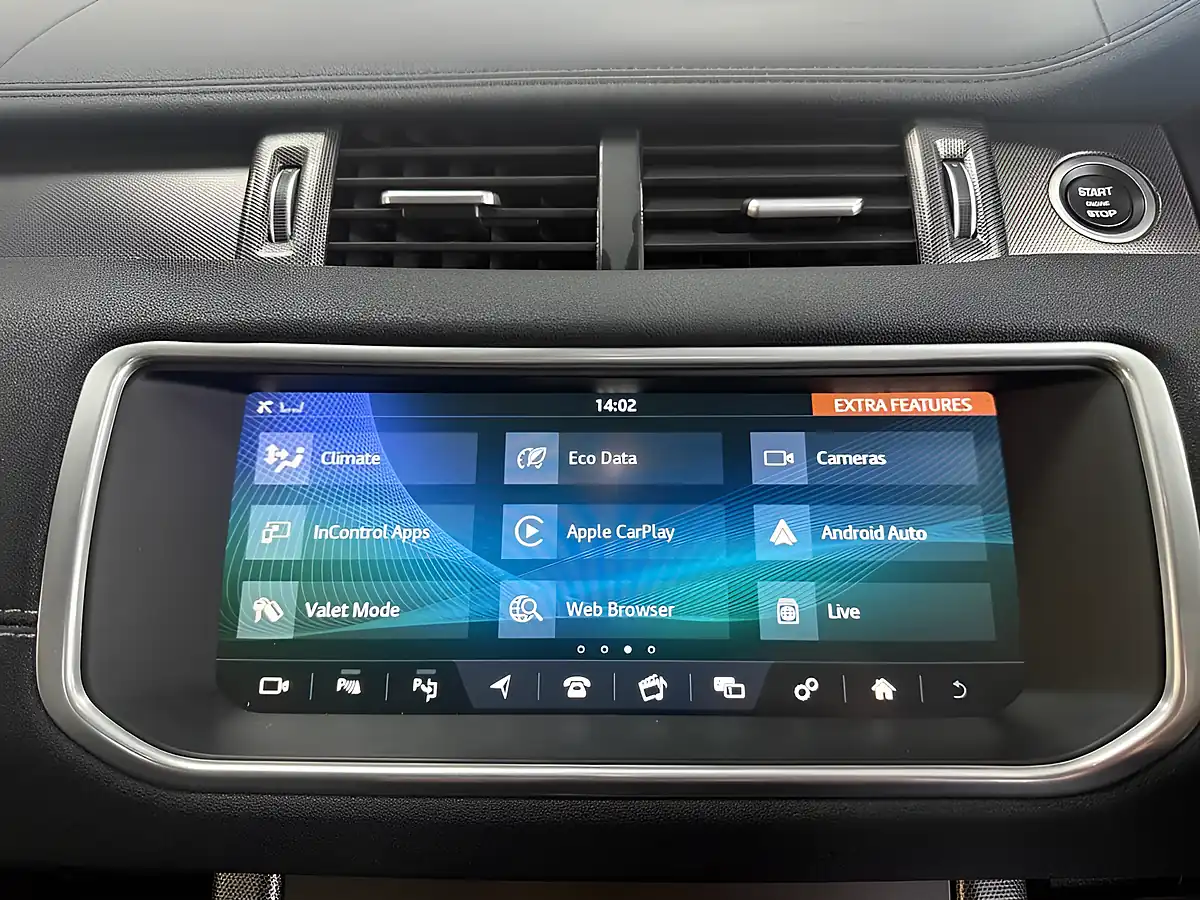 Used 2018 Land Rover Range Rover Evoque Hse Dynamic Silver - Interior and Exterior details 18