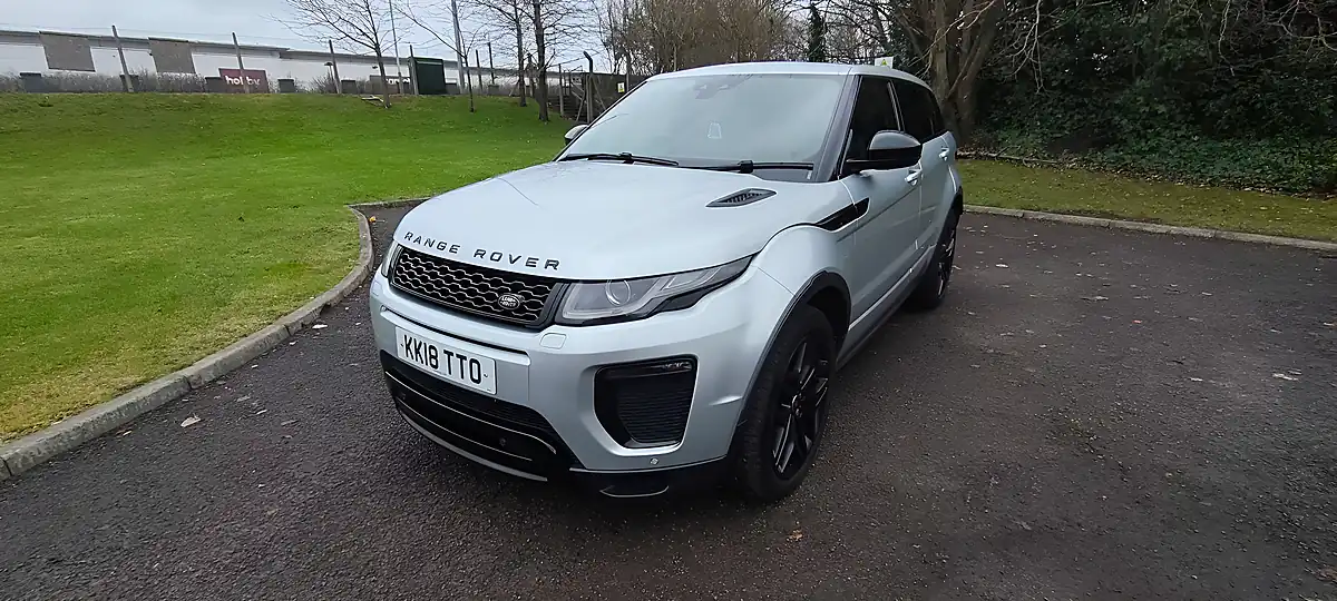 Used 2018 Land Rover Range Rover Evoque Hse Dynamic Silver - Front View