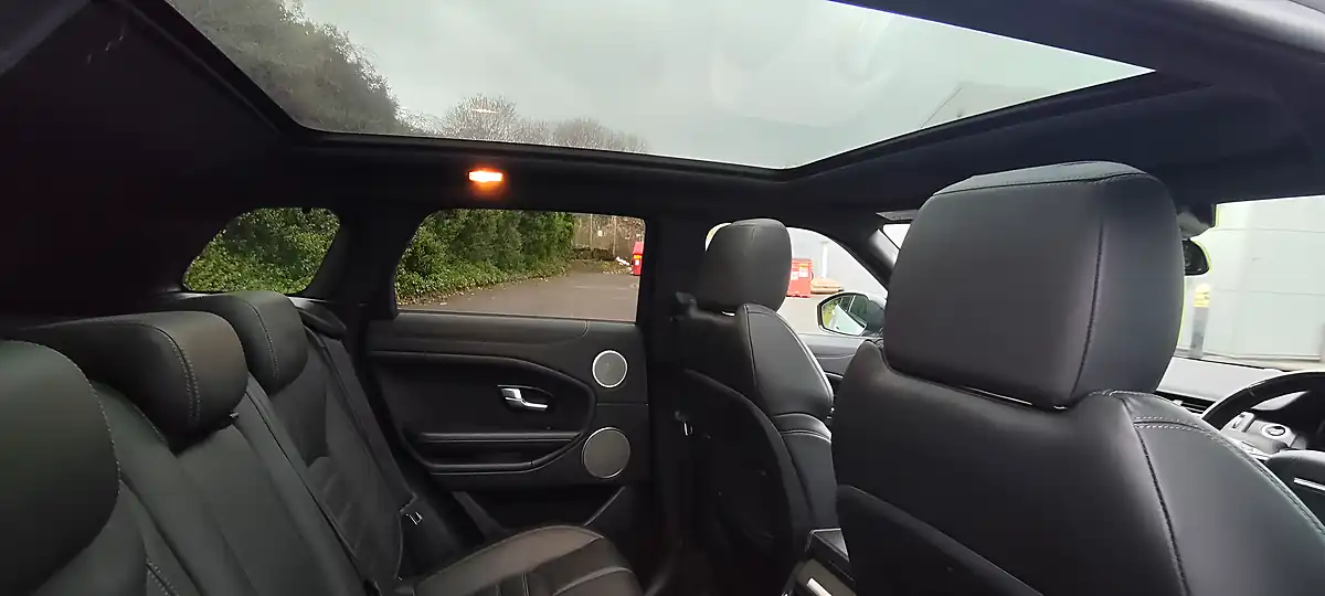 Used 2018 Land Rover Range Rover Evoque Hse Dynamic Silver - Interior and Exterior details 15