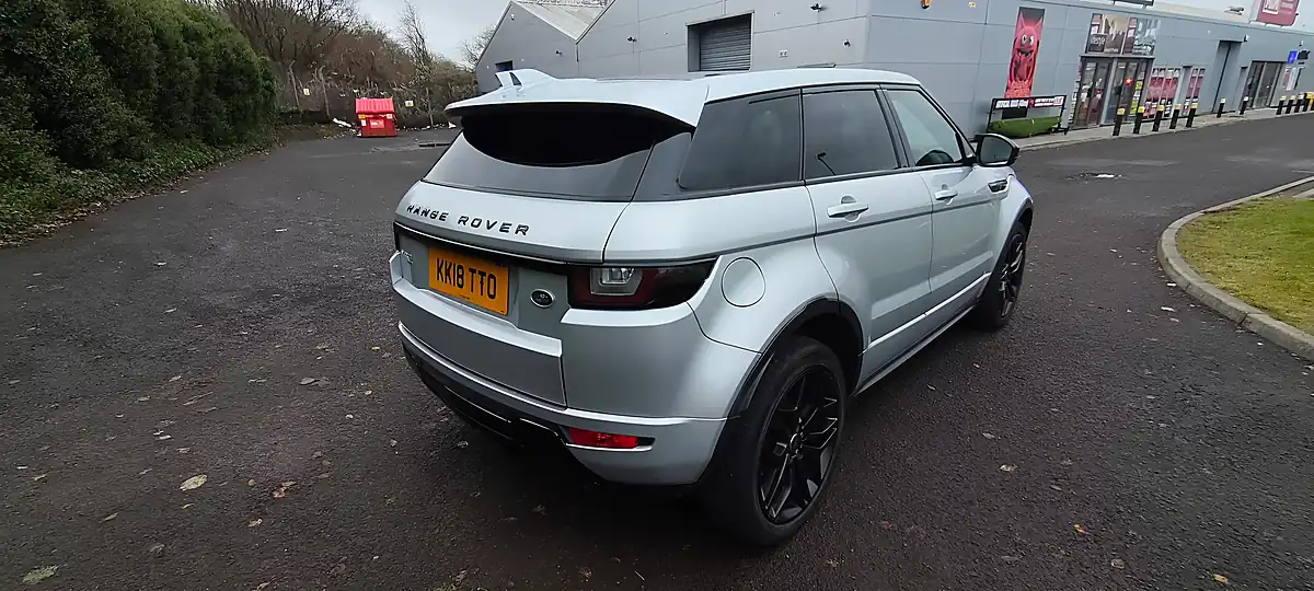 Used 2018 Land Rover Range Rover Evoque Hse Dynamic Silver - Interior and Exterior details 5