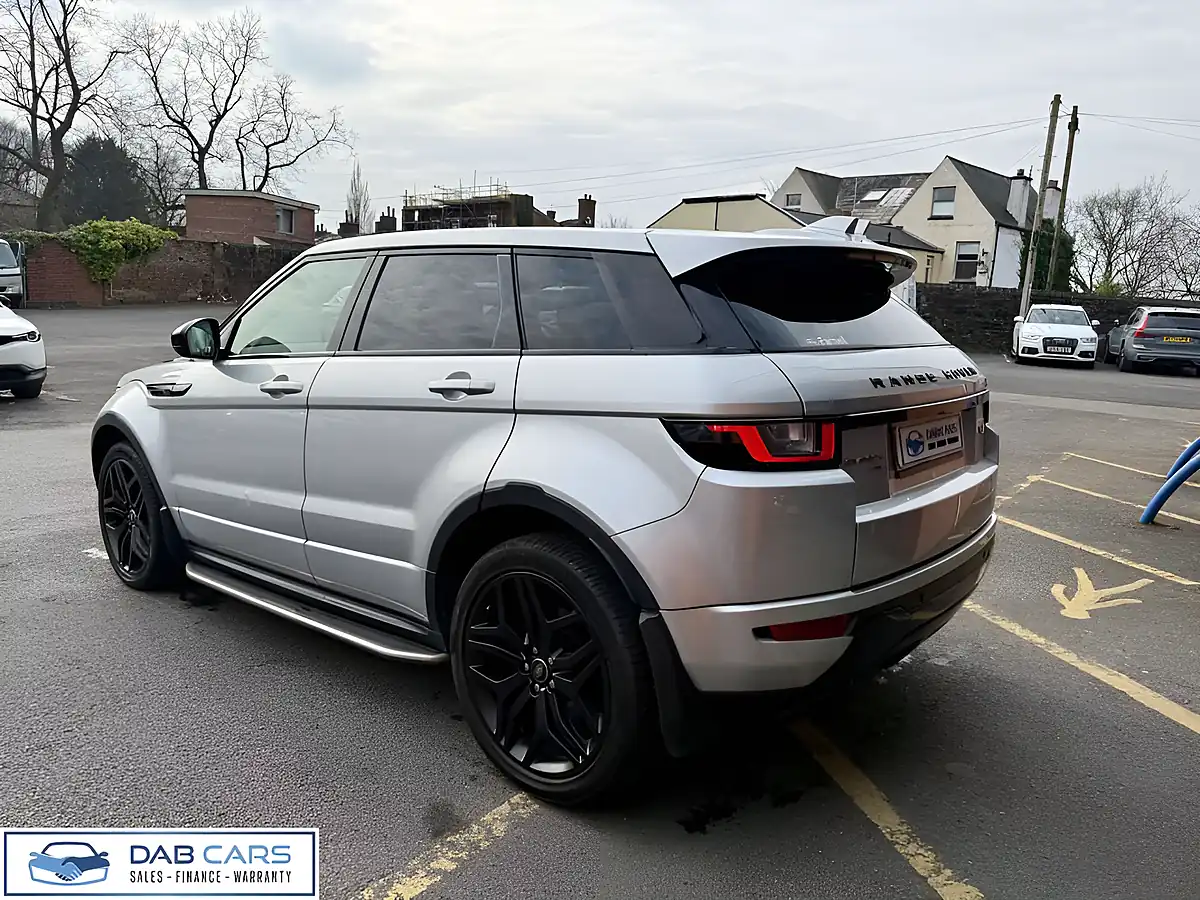 Used 2018 Land Rover Range Rover Evoque Hse Dynamic Silver - Interior and Exterior details 12