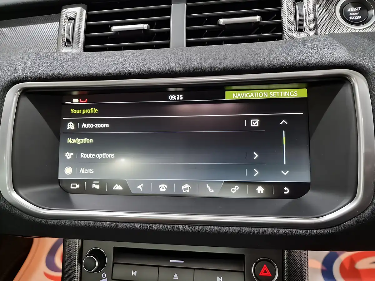 Used 2018 Land Rover Range Rover Evoque Hse Dynamic Ultimate Black - Interior and Exterior details 12