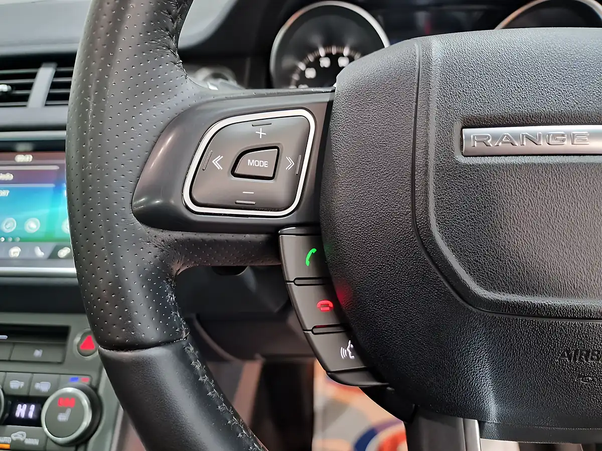 Used 2018 Land Rover Range Rover Evoque Hse Dynamic Ultimate Black - Interior and Exterior details 15