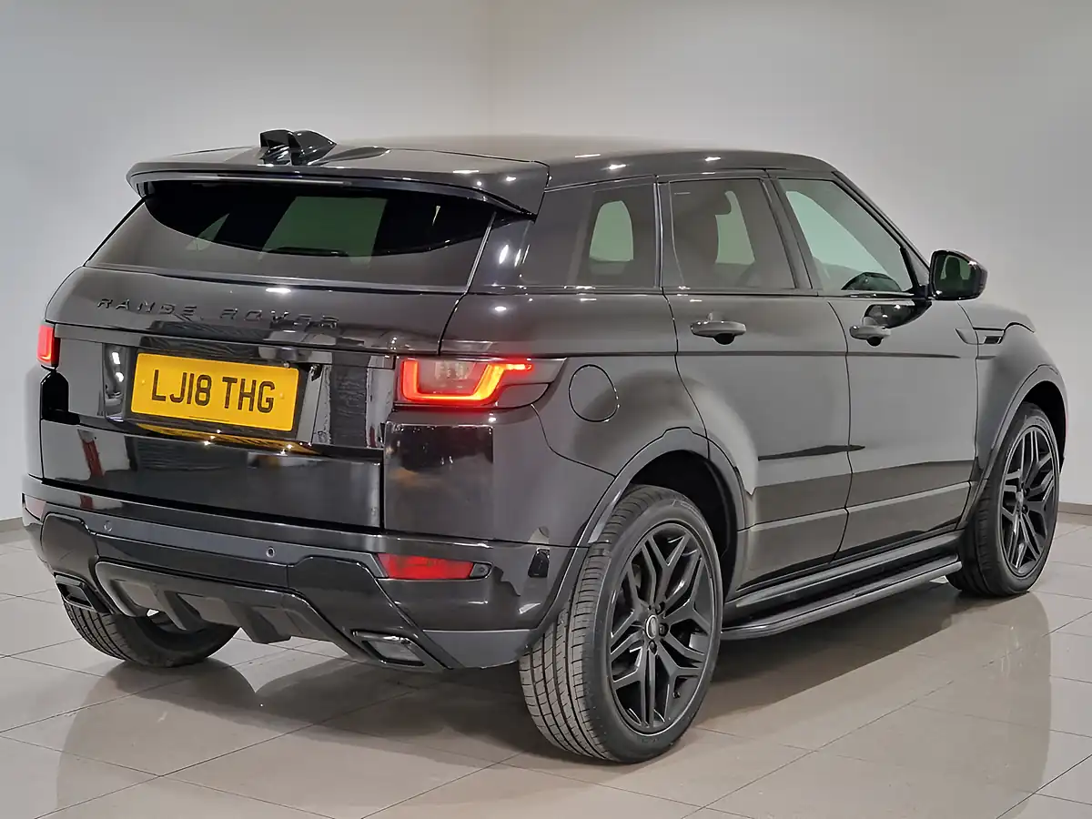 Used 2018 Land Rover Range Rover Evoque Hse Dynamic Ultimate Black - Interior and Exterior details 6