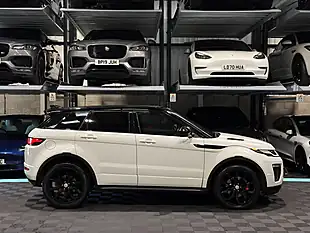 Used 2018 Land Rover Range Rover Evoque Hse Dynamic White - Interior and Exterior details 10