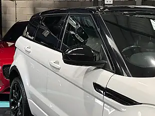 Used 2018 Land Rover Range Rover Evoque Hse Dynamic White - Interior and Exterior details 13