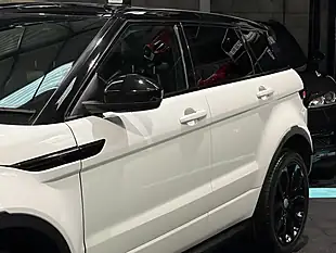 Used 2018 Land Rover Range Rover Evoque Hse Dynamic White - Interior and Exterior details 14