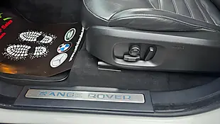 Used 2018 Land Rover Range Rover Evoque Hse Dynamic White - Interior and Exterior details 17