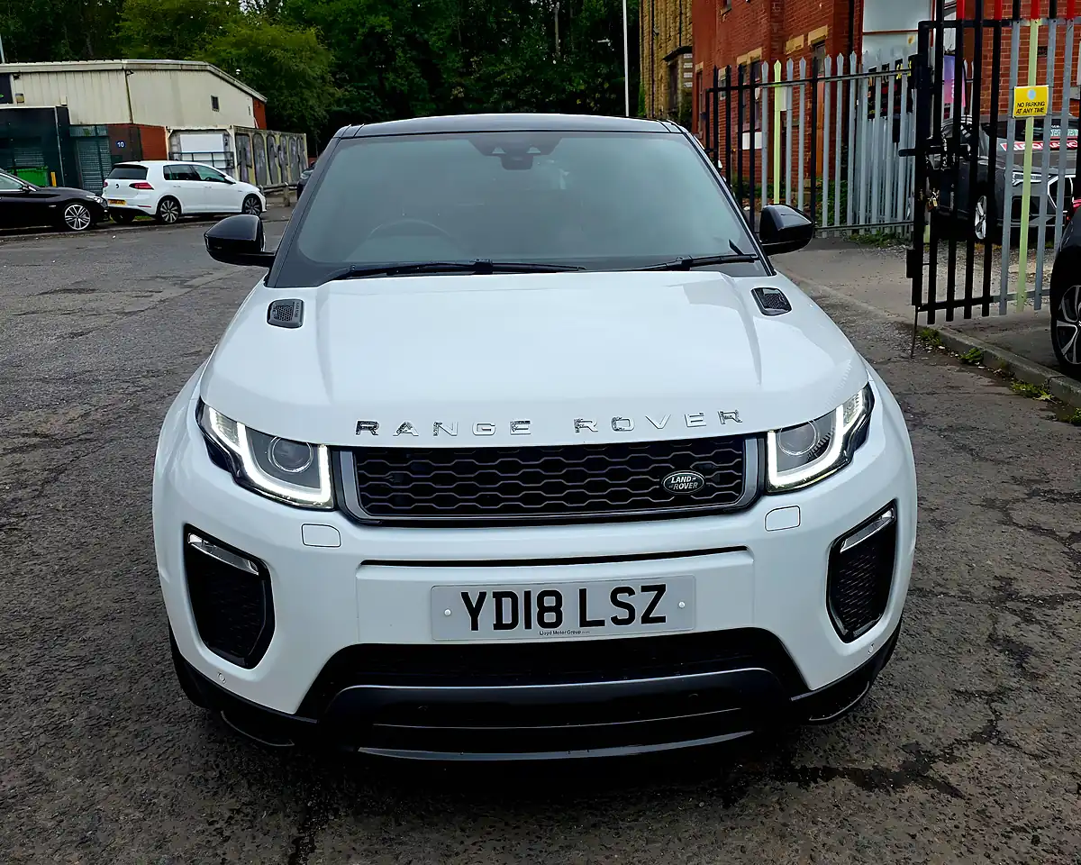 Used 2018 Land Rover Range Rover Evoque Hse Dynamic White - Interior and Exterior details 3