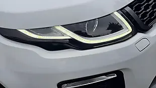 Used 2018 Land Rover Range Rover Evoque Hse Dynamic White - Interior and Exterior details 7