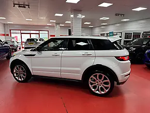 Used 2018 Land Rover Range Rover Evoque Hse Dynamic White - Interior and Exterior details 9