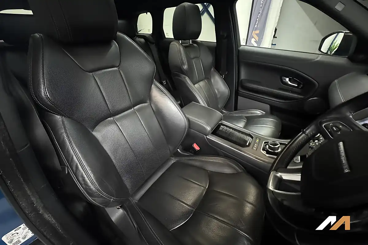 Used 2018 Land Rover Range Rover Evoque Landmark Blue - Interior and Exterior details 14