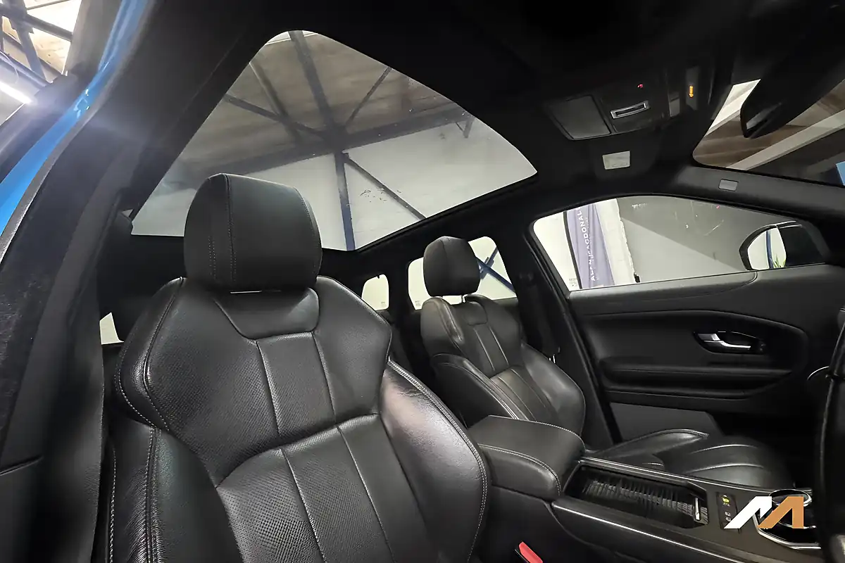 Used 2018 Land Rover Range Rover Evoque Landmark Blue - Interior and Exterior details 18