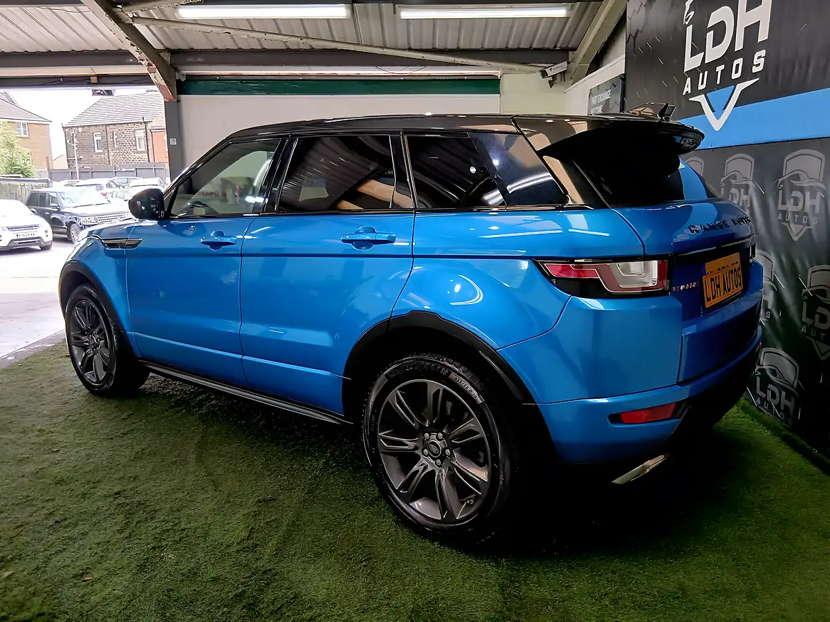 Used 2018 Land Rover Range Rover Evoque Landmark Blue - Interior and Exterior details 4