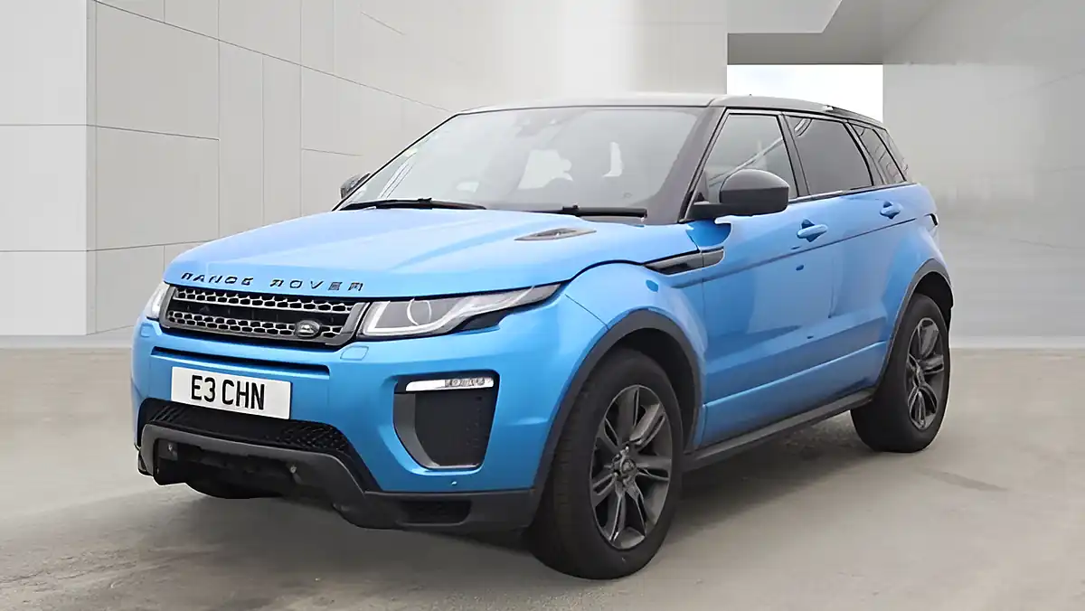 Used 2018 Land Rover Range Rover Evoque Landmark Blue - Interior and Exterior details 3