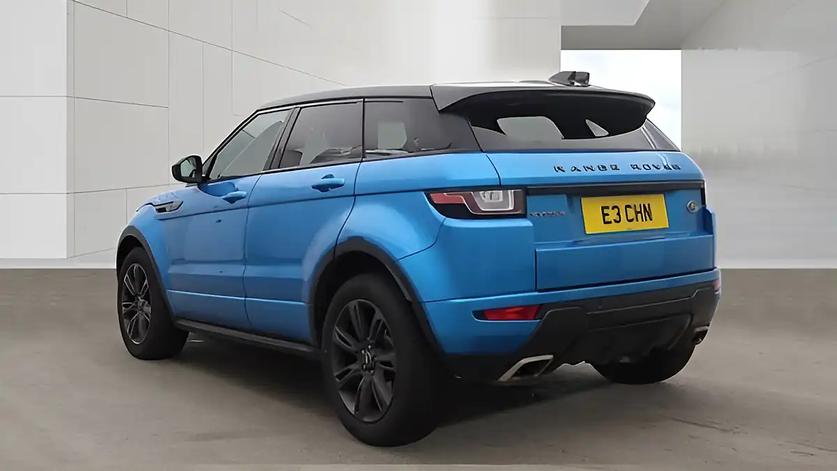 Used 2018 Land Rover Range Rover Evoque Landmark Blue - Interior and Exterior details 6