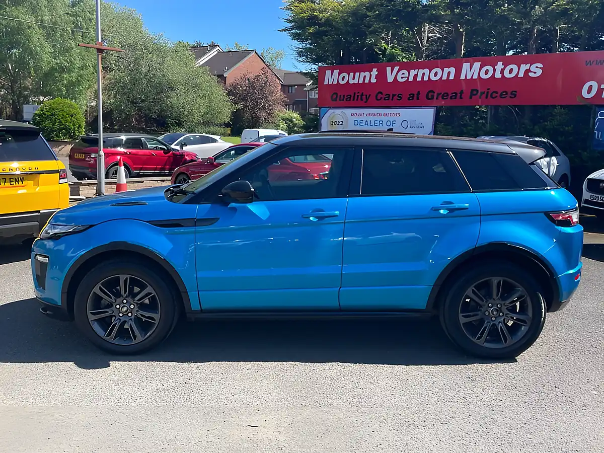 Used 2018 Land Rover Range Rover Evoque Landmark Blue - Interior and Exterior details 5
