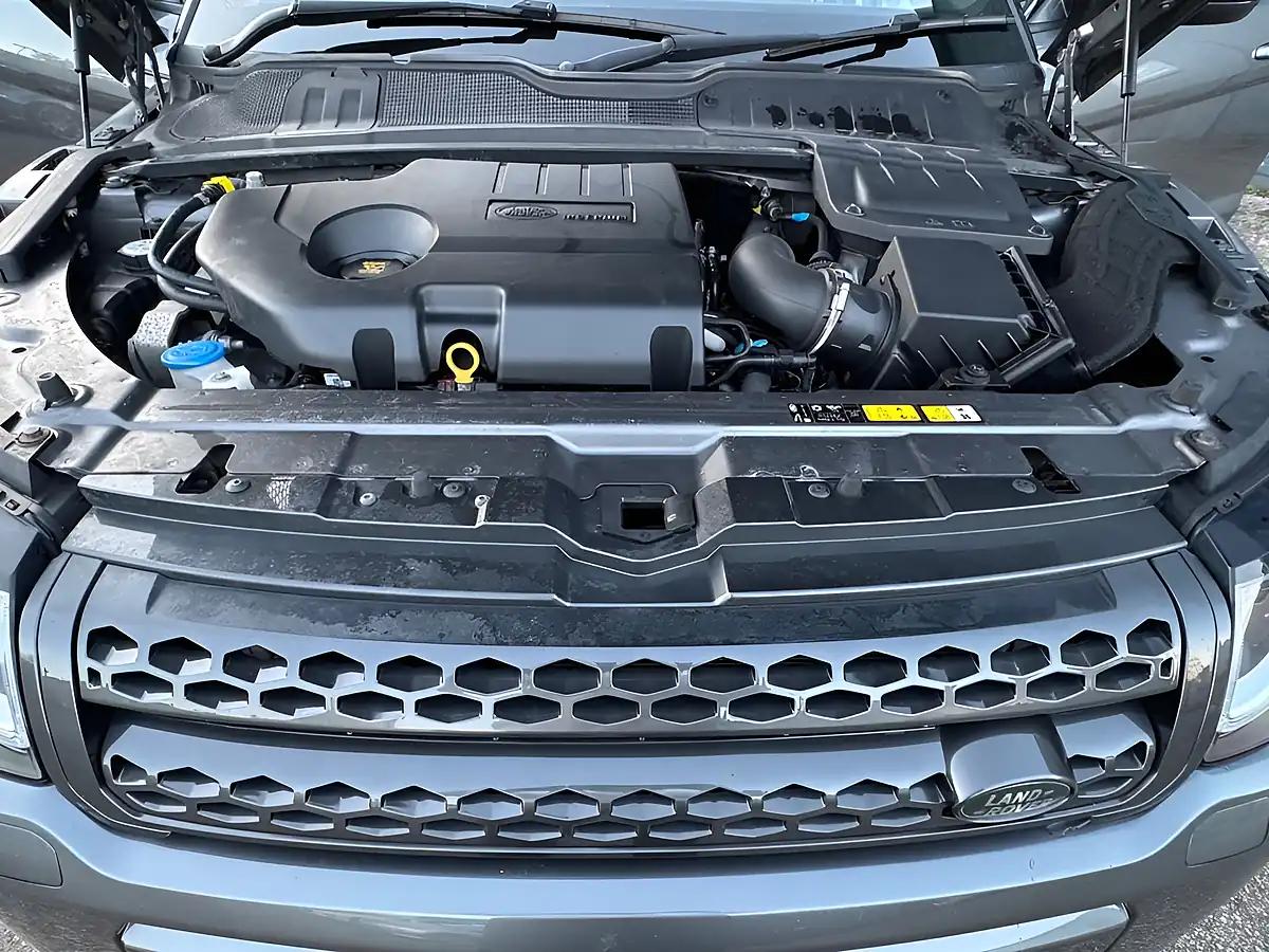Used 2018 Land Rover Range Rover Evoque Landmark Graphite Grey - Interior and Exterior details 10