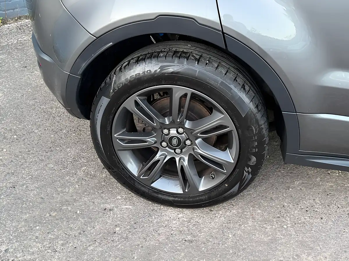 Used 2018 Land Rover Range Rover Evoque Landmark Graphite Grey - Interior and Exterior details 20