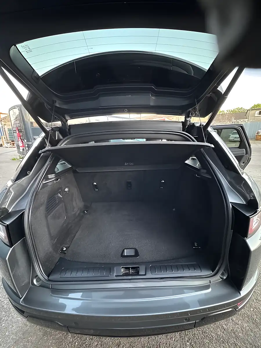 Used 2018 Land Rover Range Rover Evoque Landmark Graphite Grey - Interior and Exterior details 6