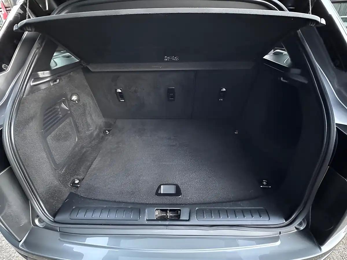 Used 2018 Land Rover Range Rover Evoque Landmark Graphite Grey - Interior and Exterior details 9