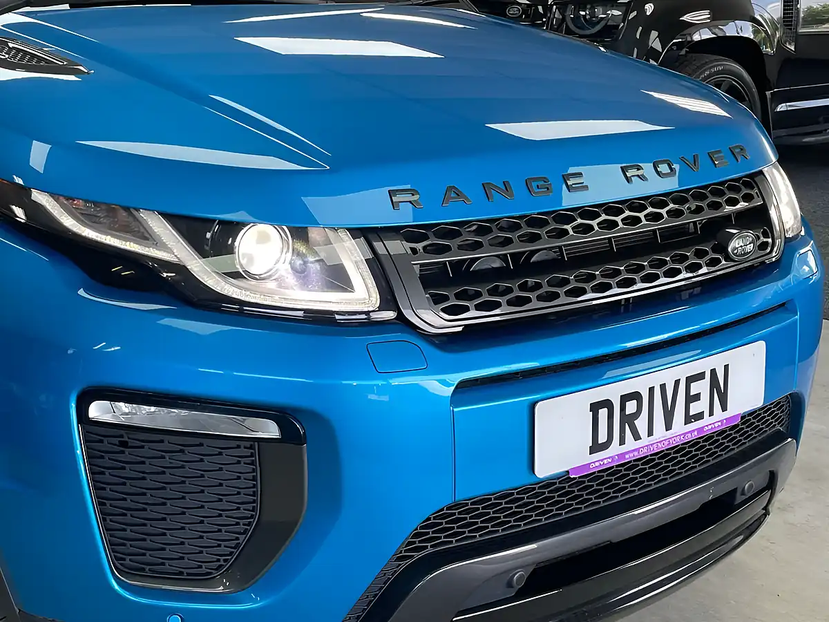 Used 2018 Land Rover Range Rover Evoque Landmark Moraine Blue - Interior and Exterior details 3
