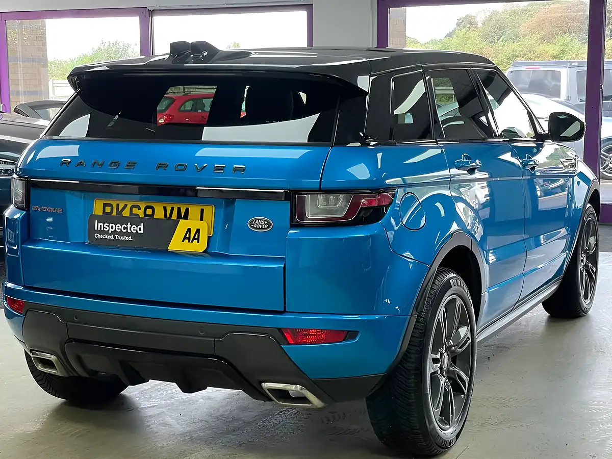 Used 2018 Land Rover Range Rover Evoque Landmark Moraine Blue - Interior and Exterior details 9