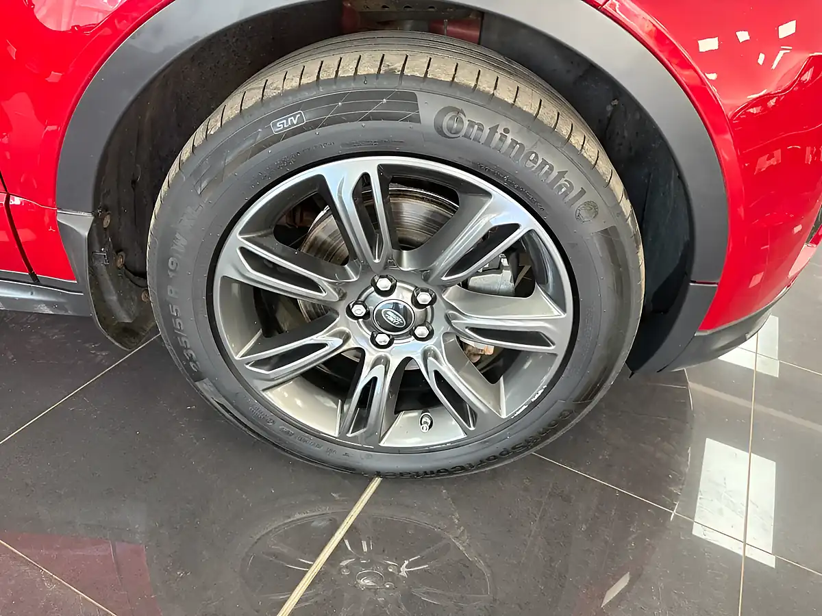 Used 2018 Land Rover Range Rover Evoque Landmark Red - Interior and Exterior details 16