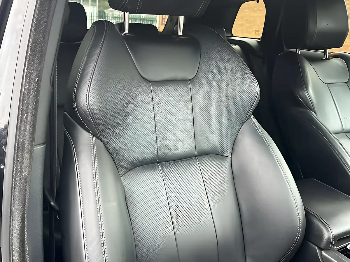 Used 2018 Land Rover Range Rover Evoque Landmark Santorini Black - Interior and Exterior details 14