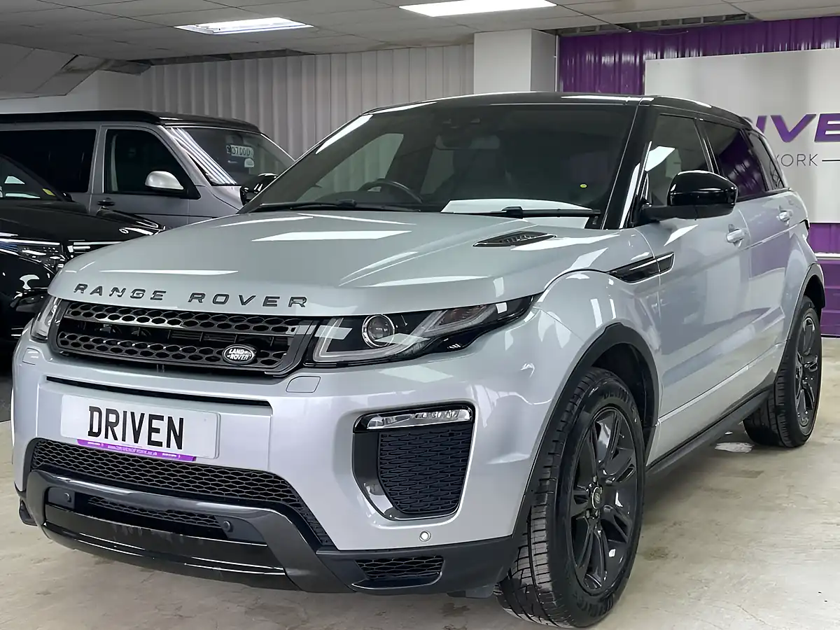 Used 2018 Land Rover Range Rover Evoque Landmark Silver - Interior and Exterior details 7