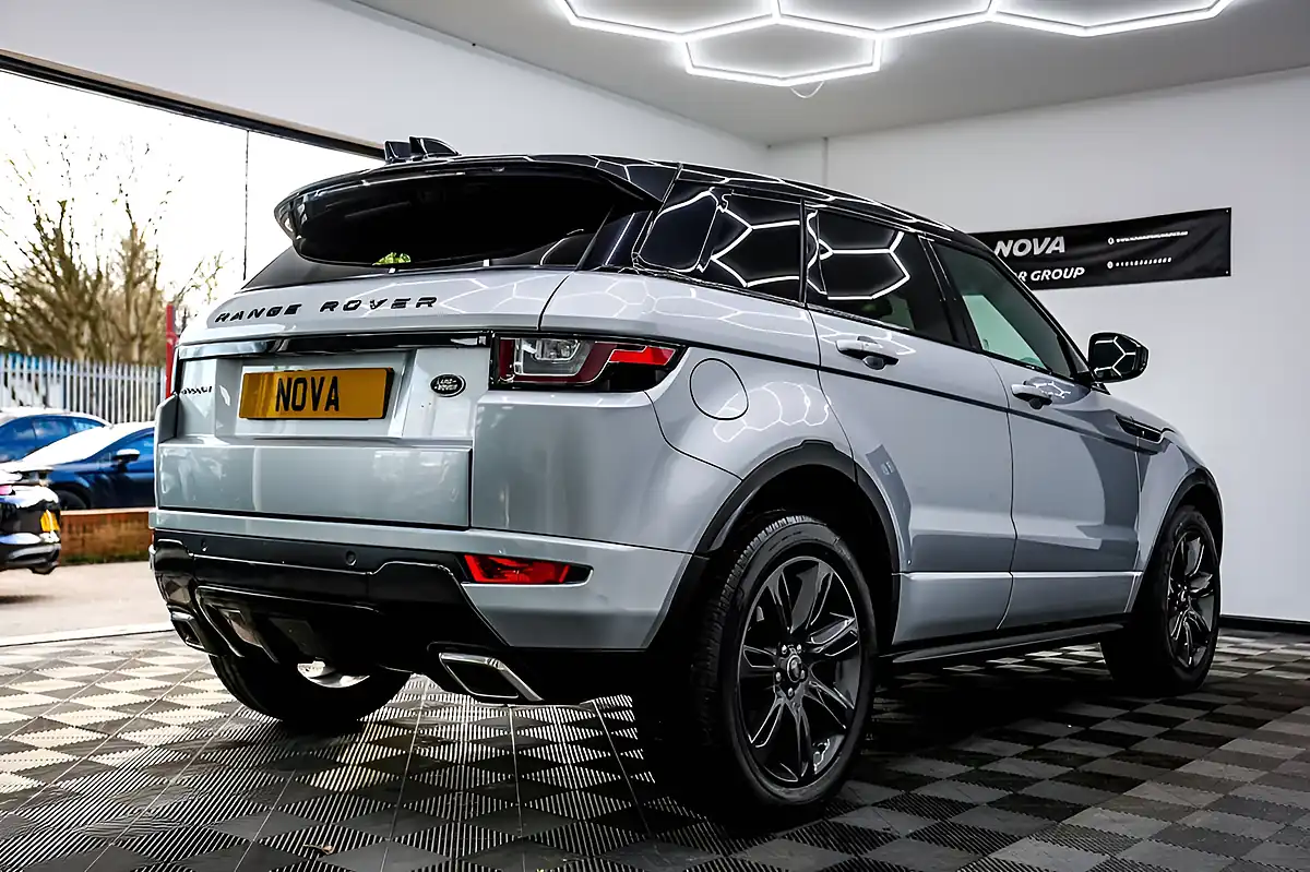 Used 2018 Land Rover Range Rover Evoque Landmark Silver - Interior and Exterior details 10