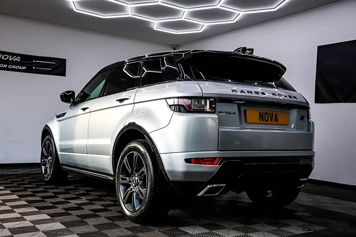 Used 2018 Land Rover Range Rover Evoque Landmark Silver - Interior and Exterior details 12