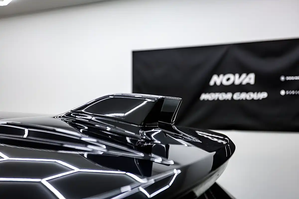 Used 2018 Land Rover Range Rover Evoque Landmark Silver - Interior and Exterior details 15