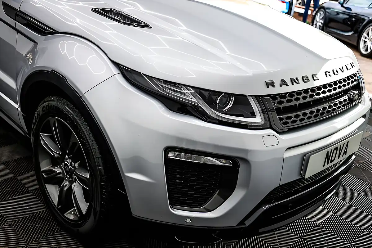 Used 2018 Land Rover Range Rover Evoque Landmark Silver - Interior and Exterior details 20