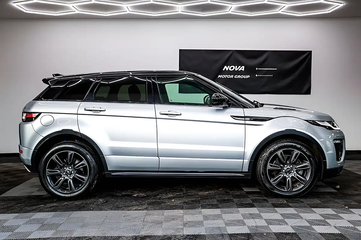 Used 2018 Land Rover Range Rover Evoque Landmark Silver - Interior and Exterior details 5