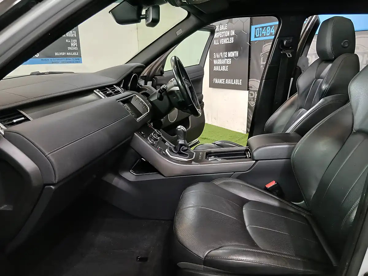 Used 2018 Land Rover Range Rover Evoque Landmark White - Interior and Exterior details 10