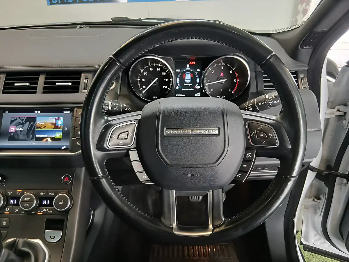 Used 2018 Land Rover Range Rover Evoque Landmark White - Interior and Exterior details 13