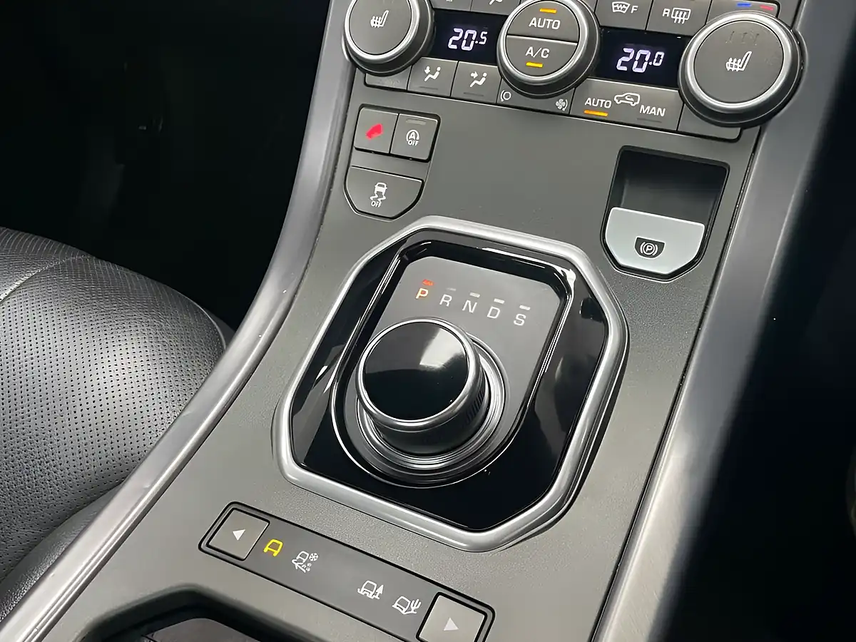 Used 2018 Land Rover Range Rover Evoque Landmark White - Interior and Exterior details 2