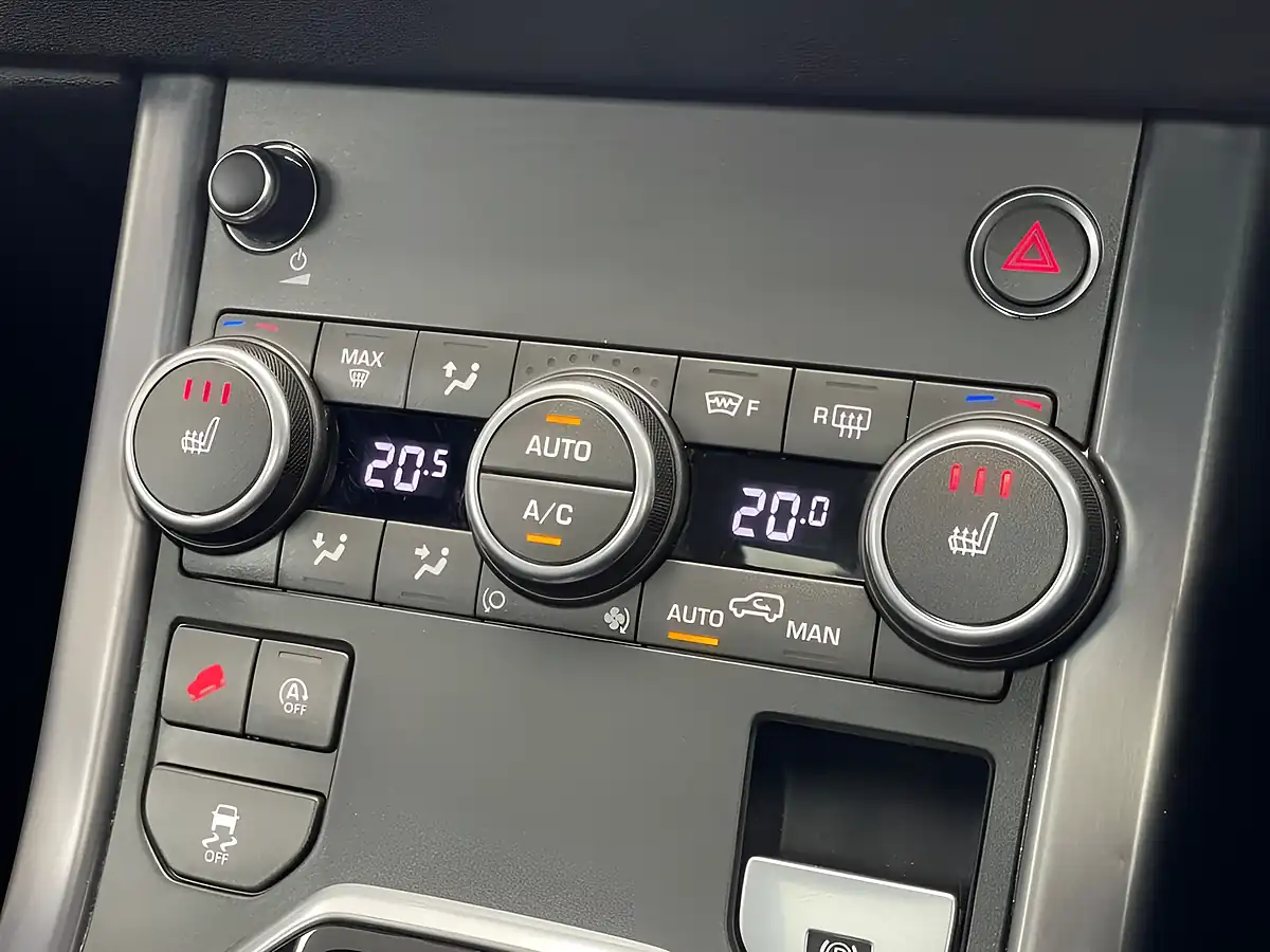 Used 2018 Land Rover Range Rover Evoque Landmark White - Interior and Exterior details 20
