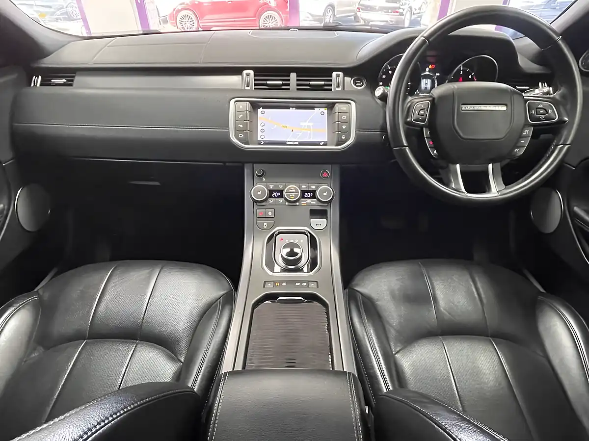 Used 2018 Land Rover Range Rover Evoque Landmark White - Interior and Exterior details 4