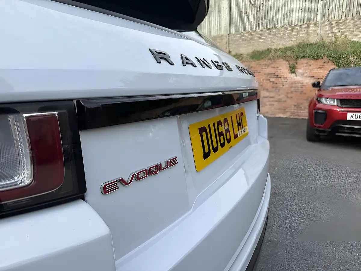 Used 2018 Land Rover Range Rover Evoque Landmark White - Interior and Exterior details 15