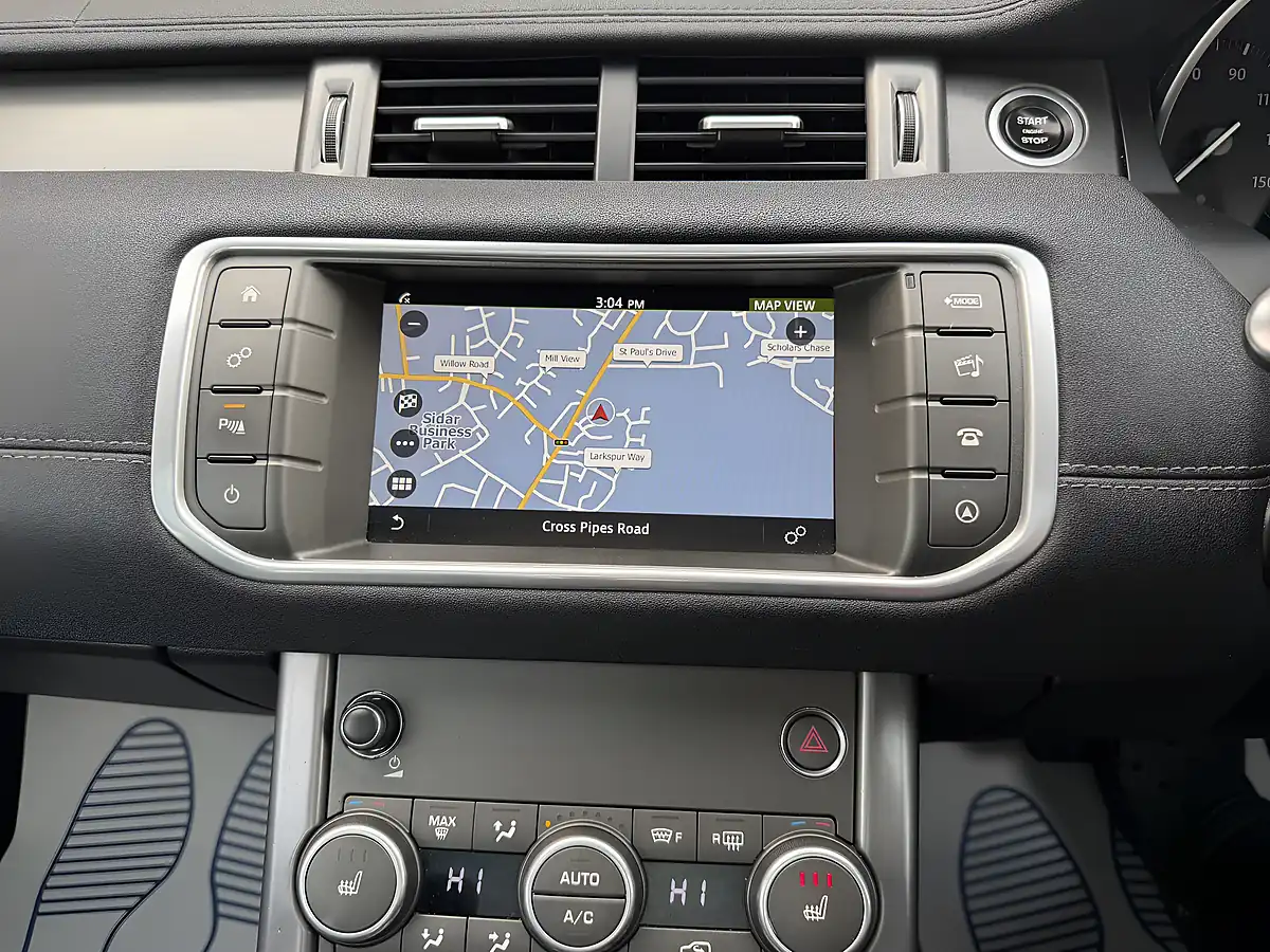 Used 2018 Land Rover Range Rover Evoque Landmark White - Interior and Exterior details 19