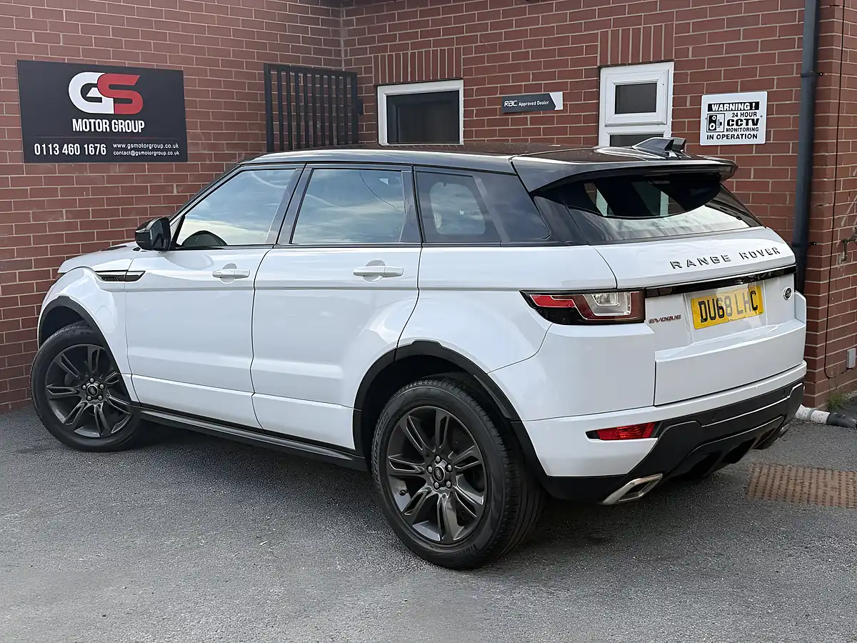 Used 2018 Land Rover Range Rover Evoque Landmark White - Interior and Exterior details 7